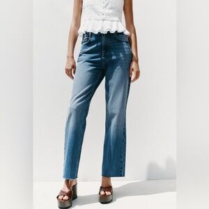ZARA HIGH WAIST STRAIGHT ANKLE JEANS Classic Blue Women's Jeans size 10